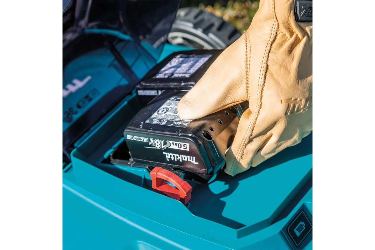 Газонокосилка Makita DLM 539 СТ2 аккумуляторная самоходная